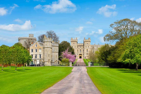 Windsor, Oxford and Stonehenge Tour from London